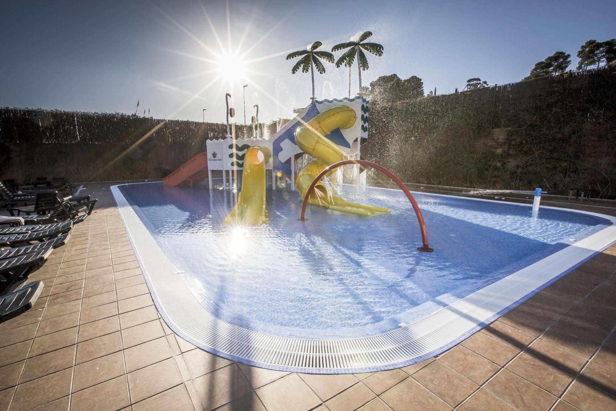 94 With Outdoor Swimmingpool Santa Susanna